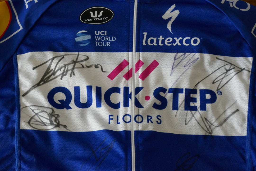 Quick Step Floors 2018 - Maillot signé _ (L) #00848