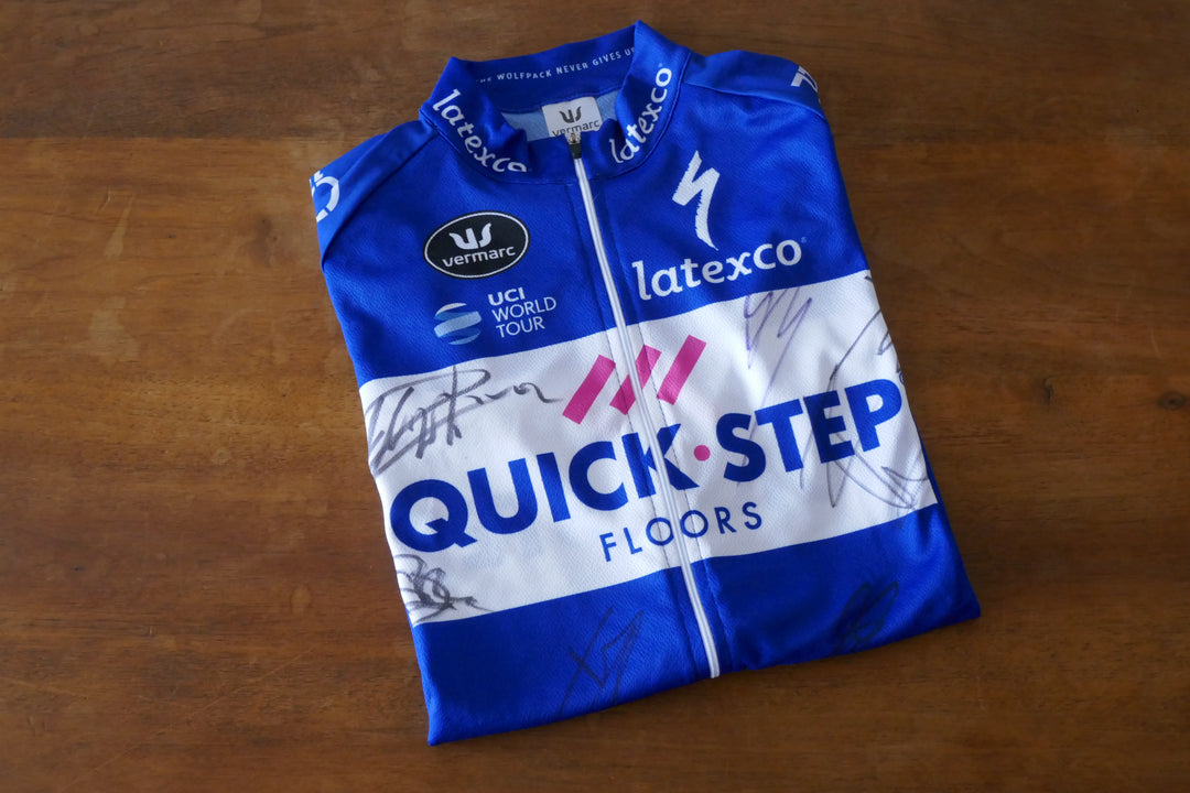 Quick Step Floors 2018 - Maillot signé _ (L) #00848