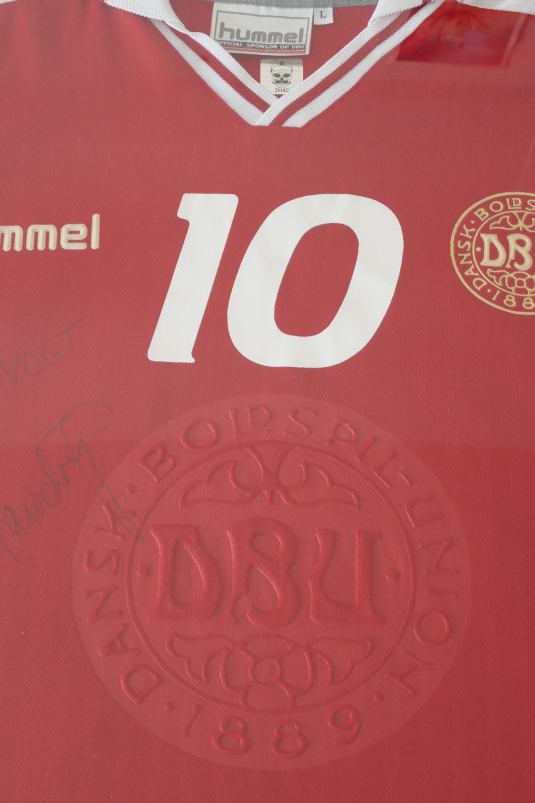 Danemark 1998 - Michael Laudrup - Maillot signé et Encadré _ #00959