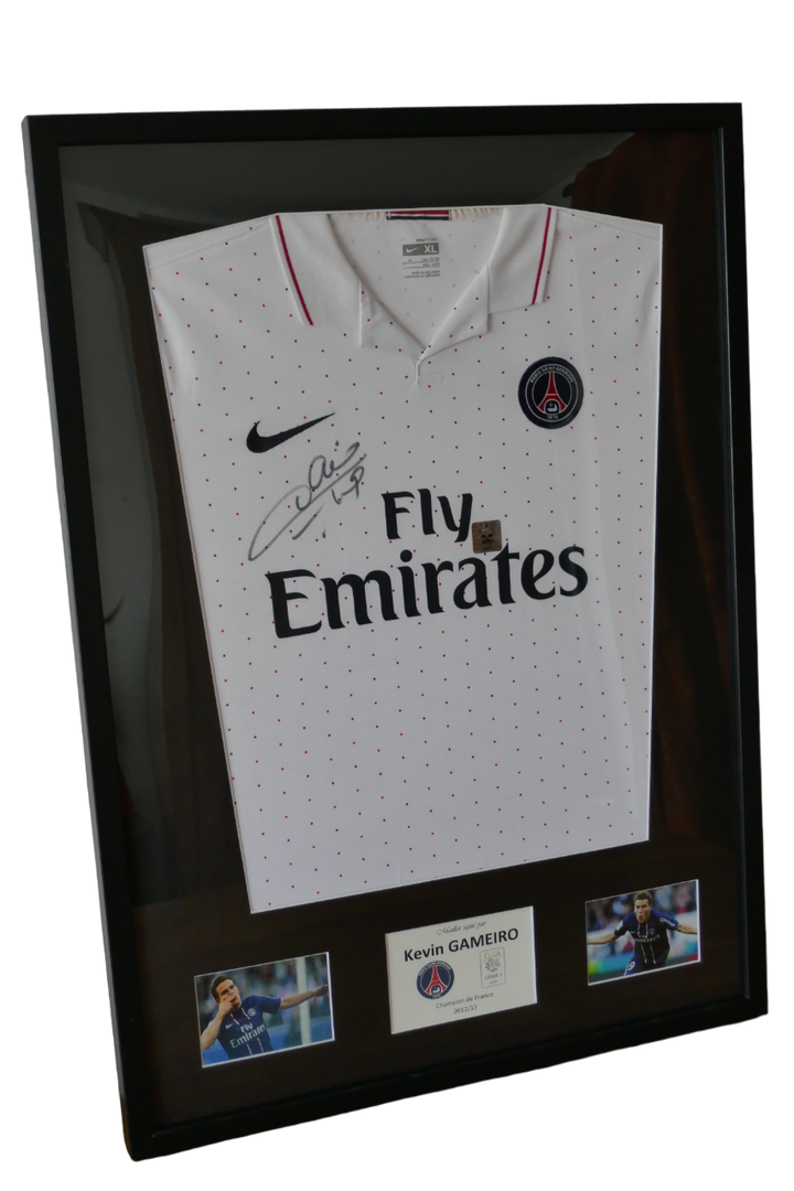 Paris Saint germain 2009/10 - Kevin Gameiro - Maillot signé et Encadré _ #00964