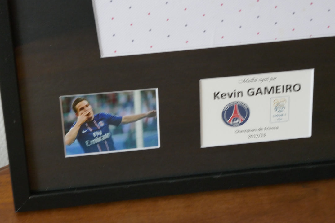 Paris Saint germain 2009/10 - Kevin Gameiro - Maillot signé et Encadré _ #00964