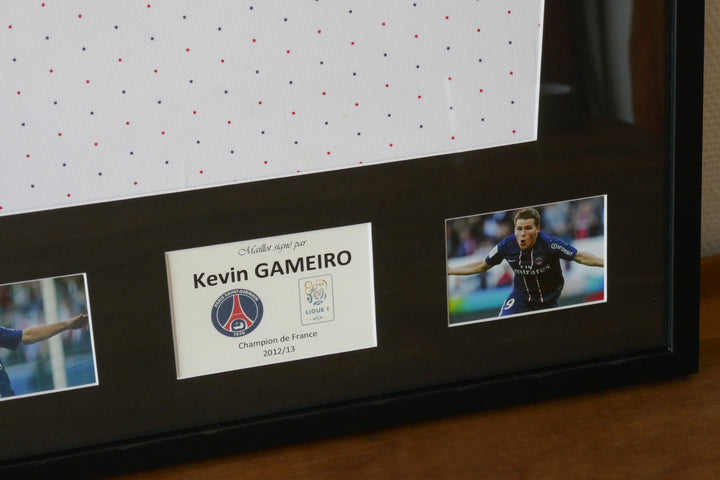 Paris Saint germain 2009/10 - Kevin Gameiro - Maillot signé et Encadré _ #00964