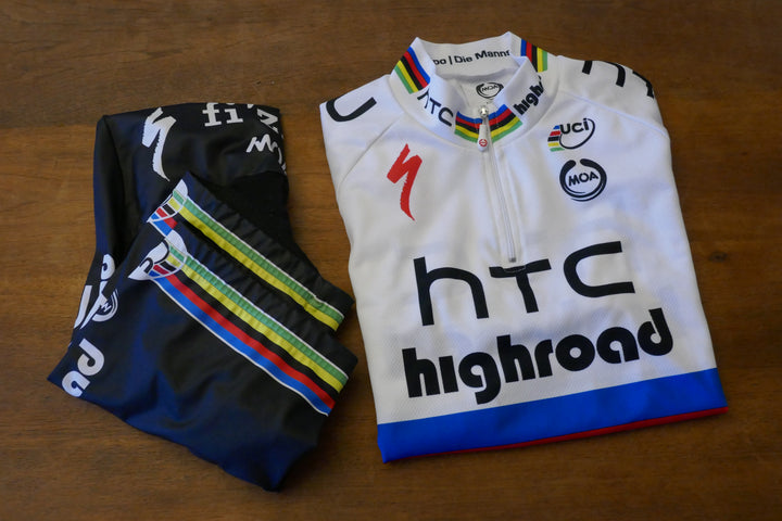 HTC Highroad 2011 - Mark Cavendish - Maillot & Cuissard Champion du monde _ (M) #01327