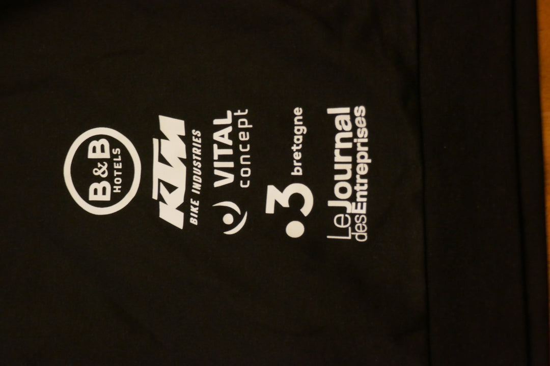 B & B Hotels - Sweat _ (XL) #01710