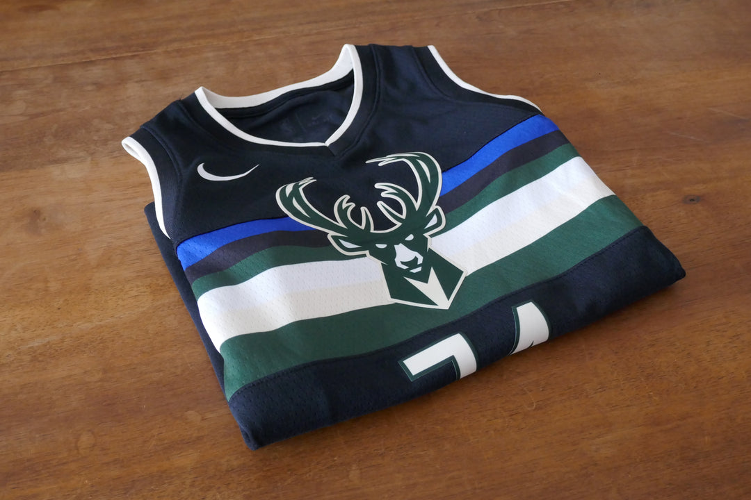 Milwaukee Bucks 2019/20 - Giannis Antetokounmpo - Maillot _ (S junior) #02031