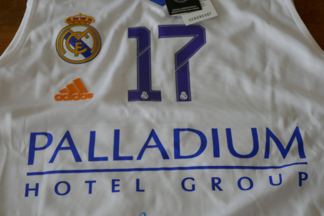 Real Madrid - Vincent Poirier - Maillot Signé _ (M) #02079