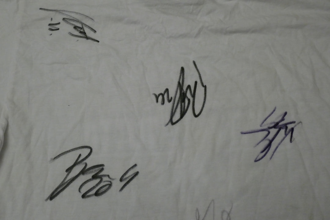 Juventus Turin - Champion d'Italie - T-shirt Signé _ (L) #02076