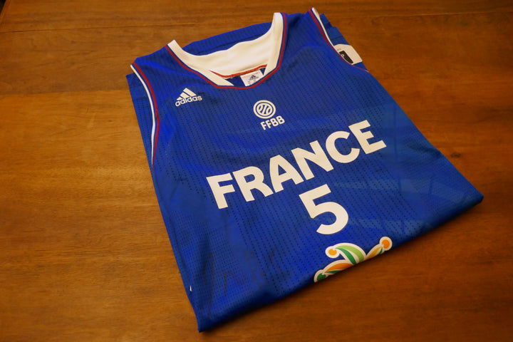 France 2014/15 - Nicolas Batum - Maillot Signé _ #01125