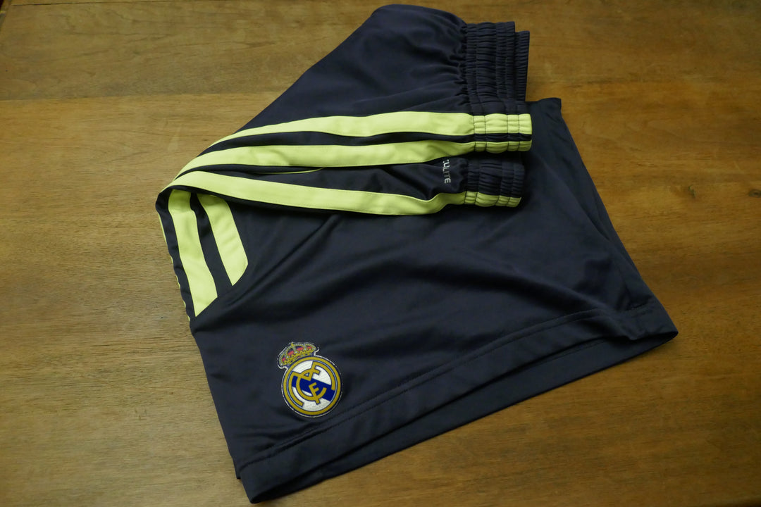 Real Madrid 2012/13 - Short _ (L) #02238