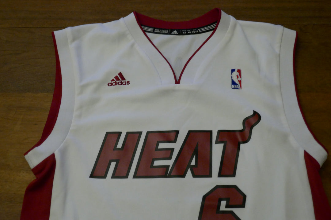 Miami Heat 2010/14 - Lebron James - Maillot _ (XS) #02306