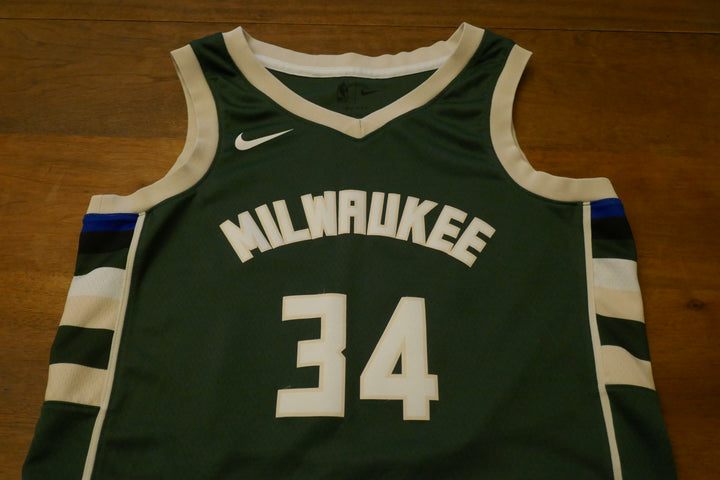 Milwaukee Bucks 2017/20 - Giannis Antetokounmpo - Maillot _ (S) #02311