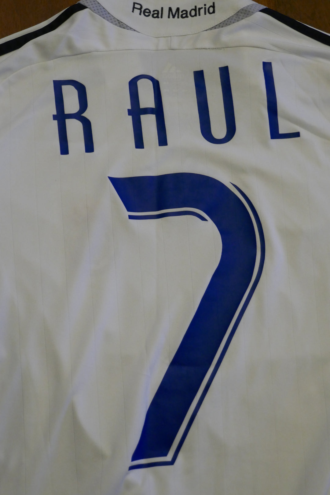 Real Madrid 2006/07 - Raul - Maillot _ (S) #02323