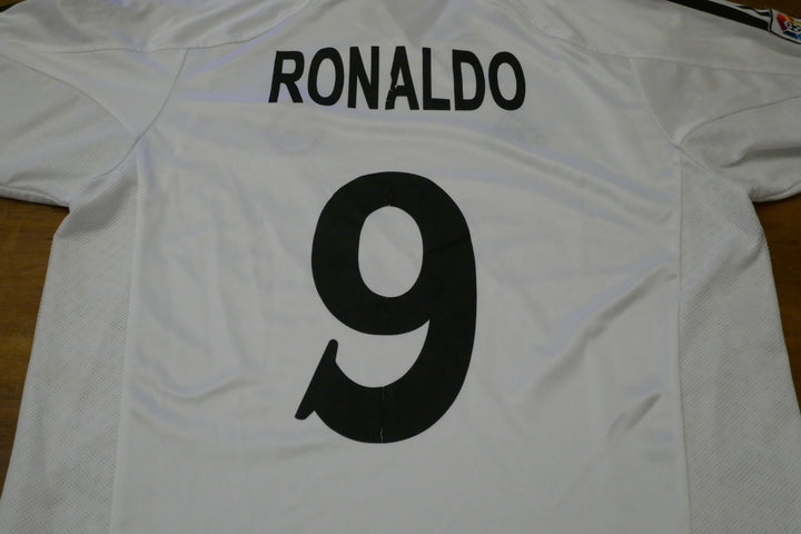 Real Madrid 2004/05 - Ronaldo - Maillot _ (M) #02499