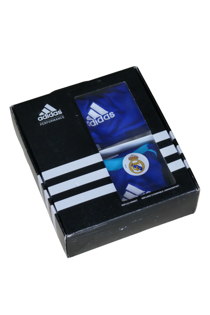 Real madrid - Coffret Maillot Short Chaussettes 2008/09 _ (16ans) #02852