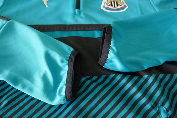 Newcastle United - Sweat Training _ (S) #02974