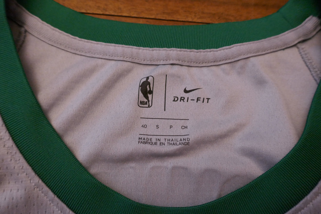 Boston Celtics 2017/18 - Kyrie Irving - Maillot City Edition _ (S) #03210