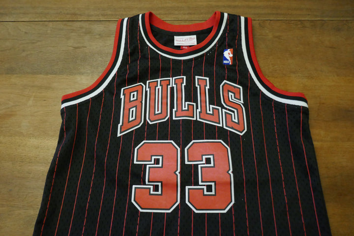 Chicago Bulls - Scottie Pippen - Maillot 1995/96 _ (14-16ans) #03211