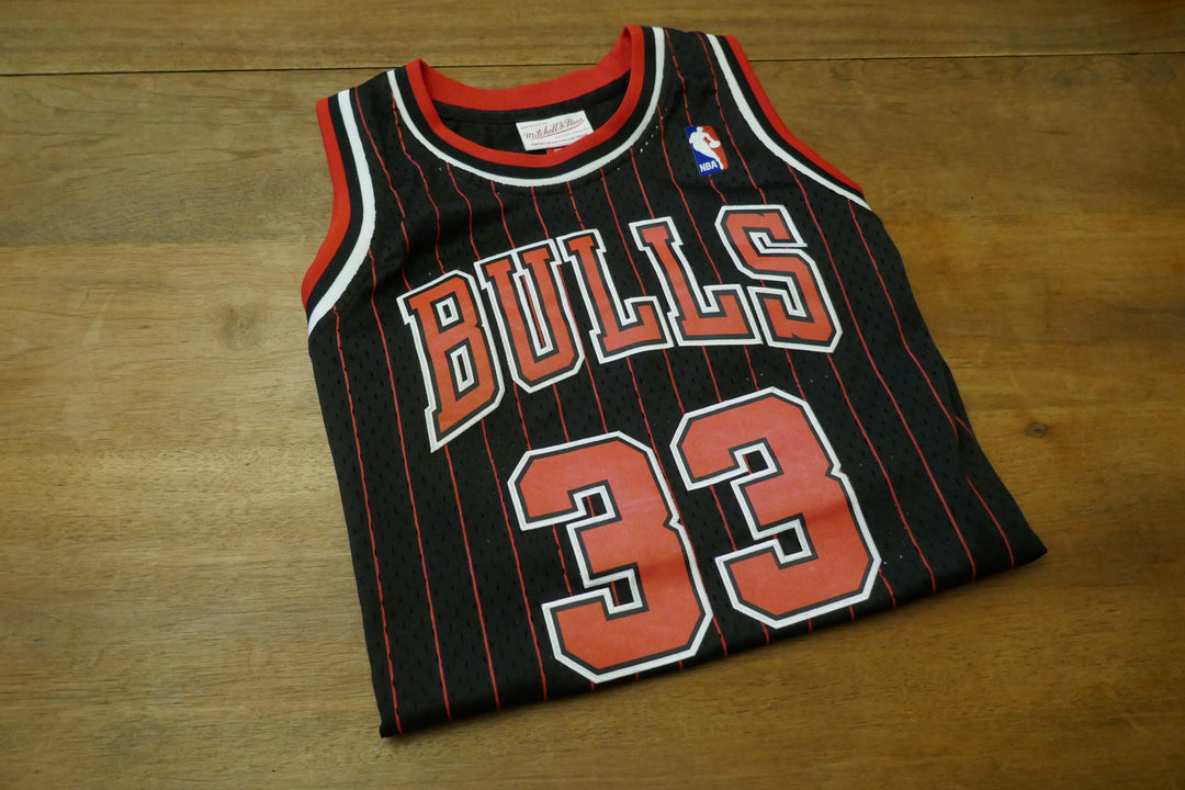 Chicago Bulls - Scottie Pippen - Maillot 1995/96 _ (14-16ans) #03211