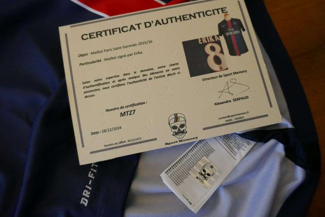 Paris Saint Germain - Erika - Maillot 2015/16 Signé _ (L) #03258