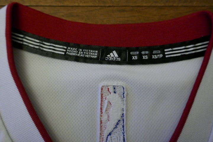 Miami Heat - Dwyane Wade - Maillot 2008/16 _ (XS) #03504