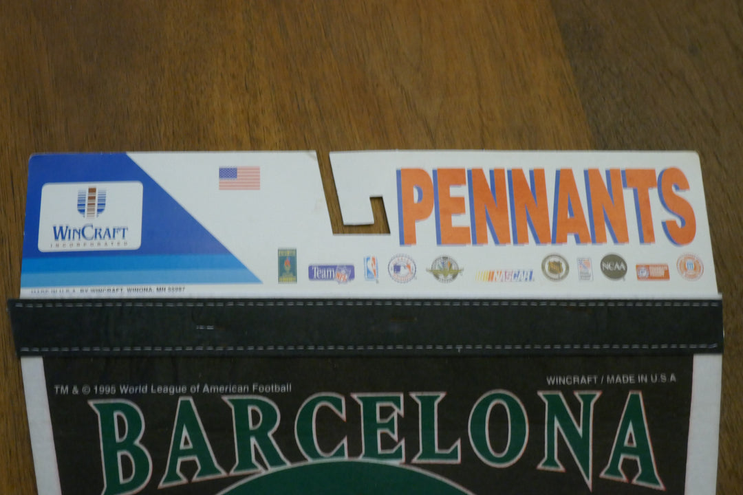 Foot US World League - Barcelone Dragons - Fanion _ #03594