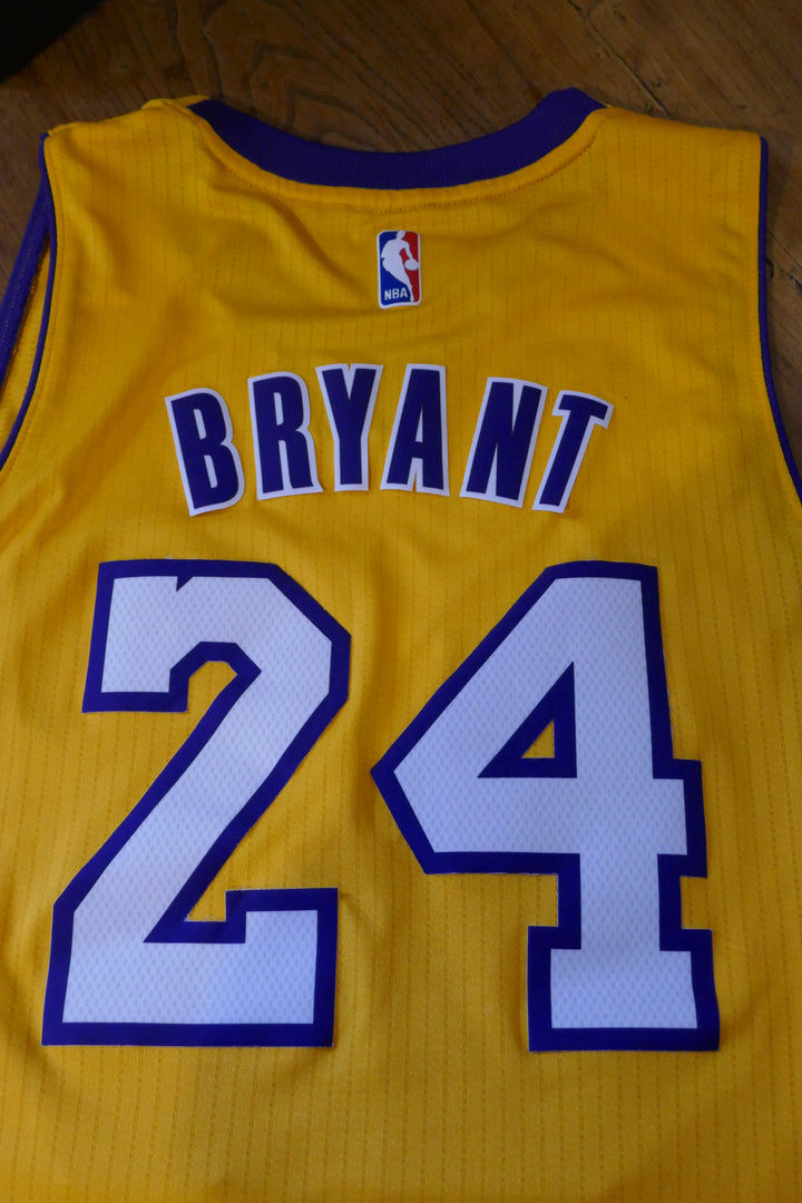 Los Angeles Lakers 2006/16 - Kobe Bryant - Maillot _ (S) #03993