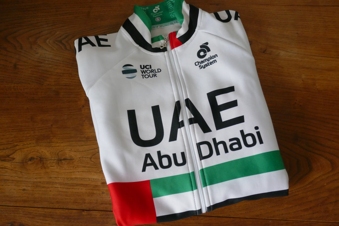 UAE 2017  - Yousif Mirza - Veste Champion des Emirats Arabes Unis _ (S) #04037