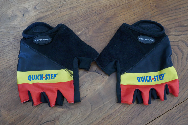 Quick Step 2008 - Stijn Devolder - Maillot Cuissard et Gants Champion de Belgique _ (L) #04036