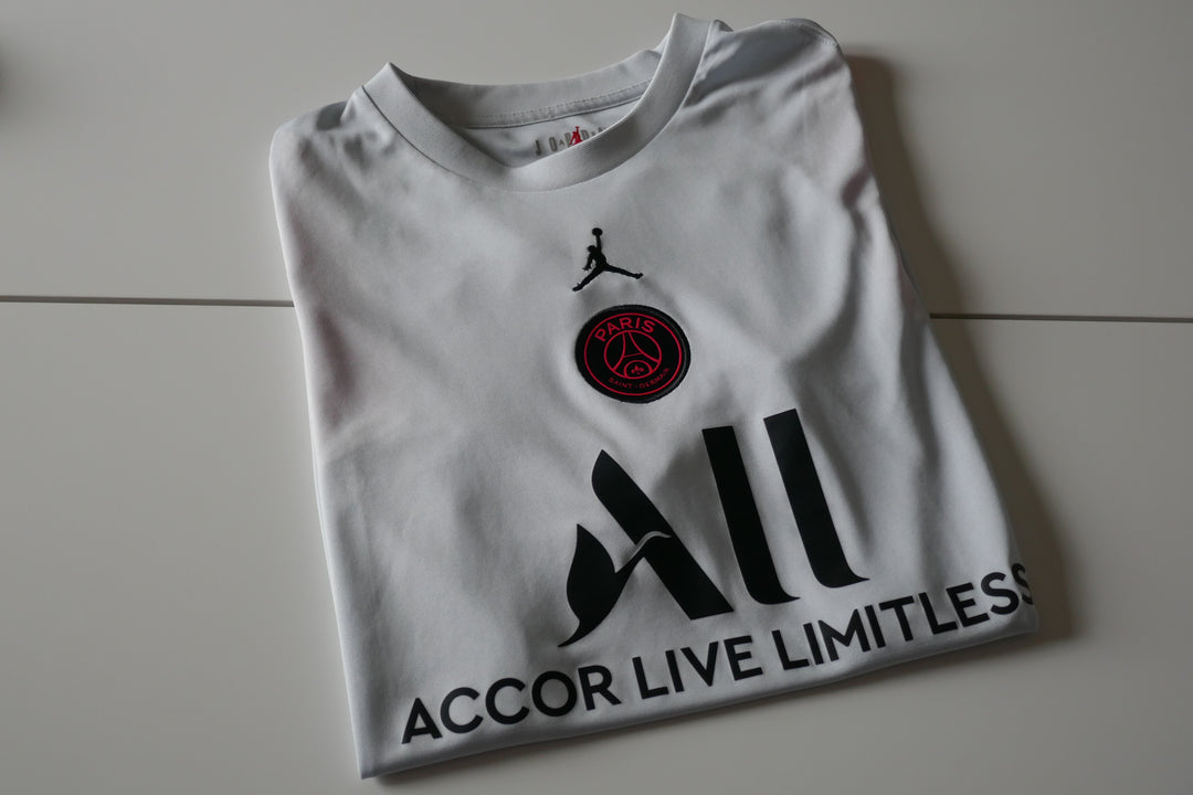 Paris Saint Germain 2021/22 - Maillot Training _ (M) #04118