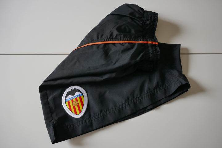 FC Valence 2001/02 - Short _ (M) #02570