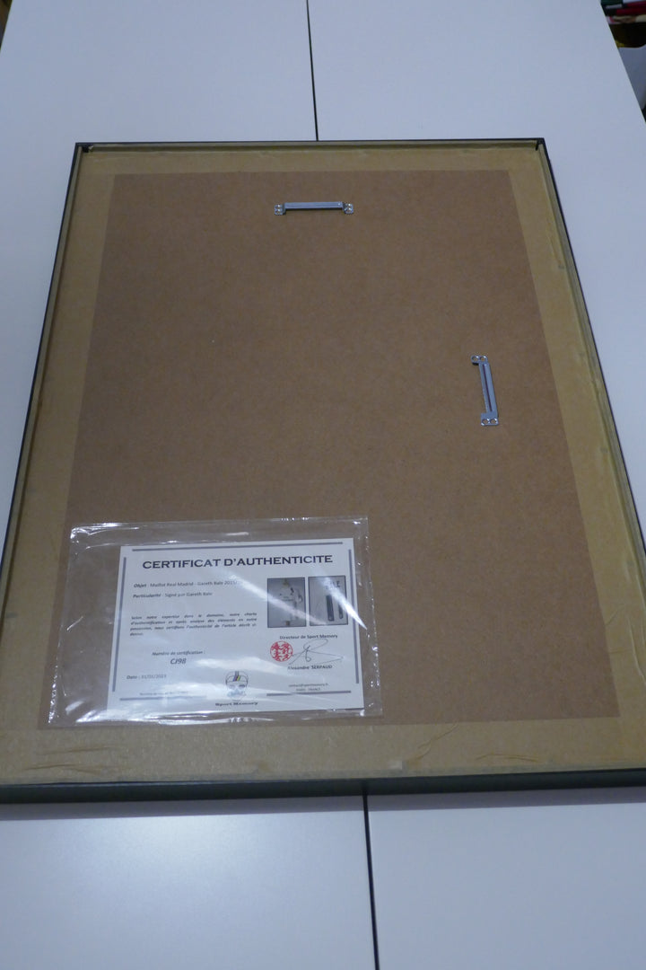 Real Madrid 2015/16 - Gareth Bale - Maillot signé et Encadré _ #00973