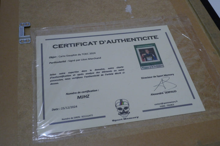 Natation - Léon Marchand - Carte signée et Encadrée _ #03319