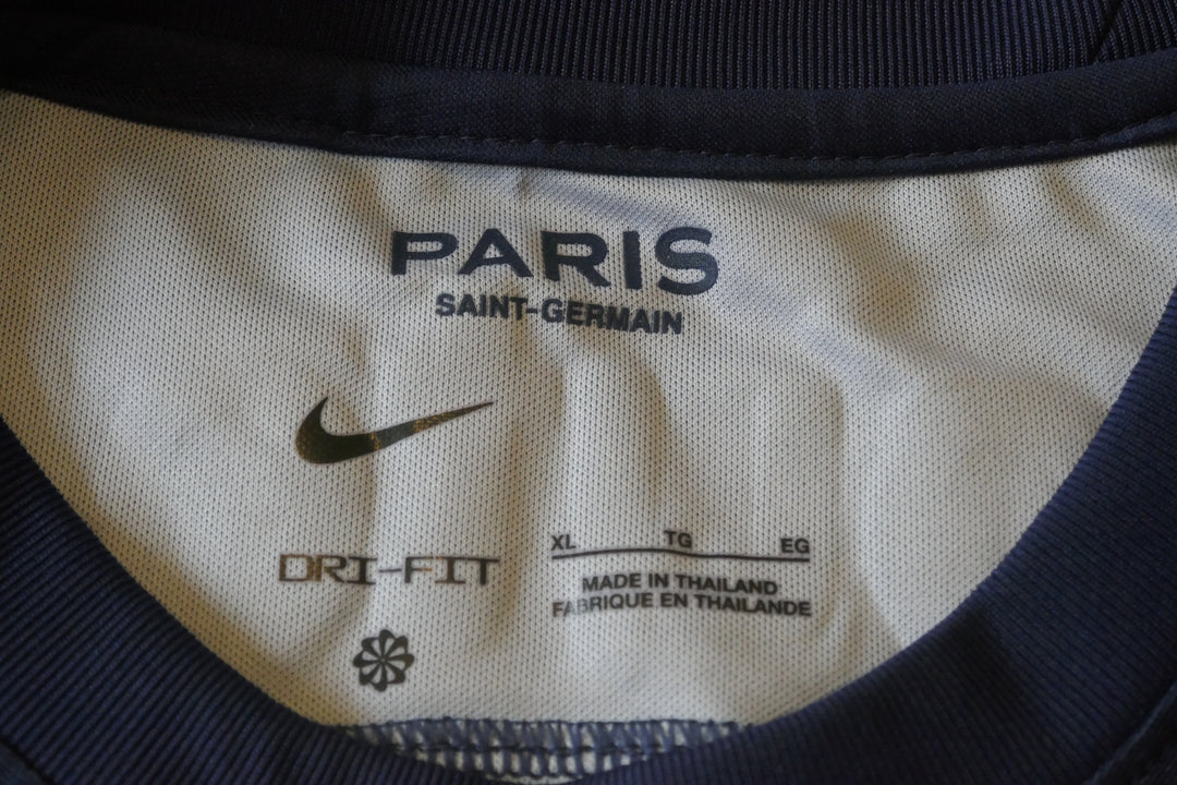 Paris Saint Germain 2022/23 - Maillot Signé par l'équipe _ (XL) #03689