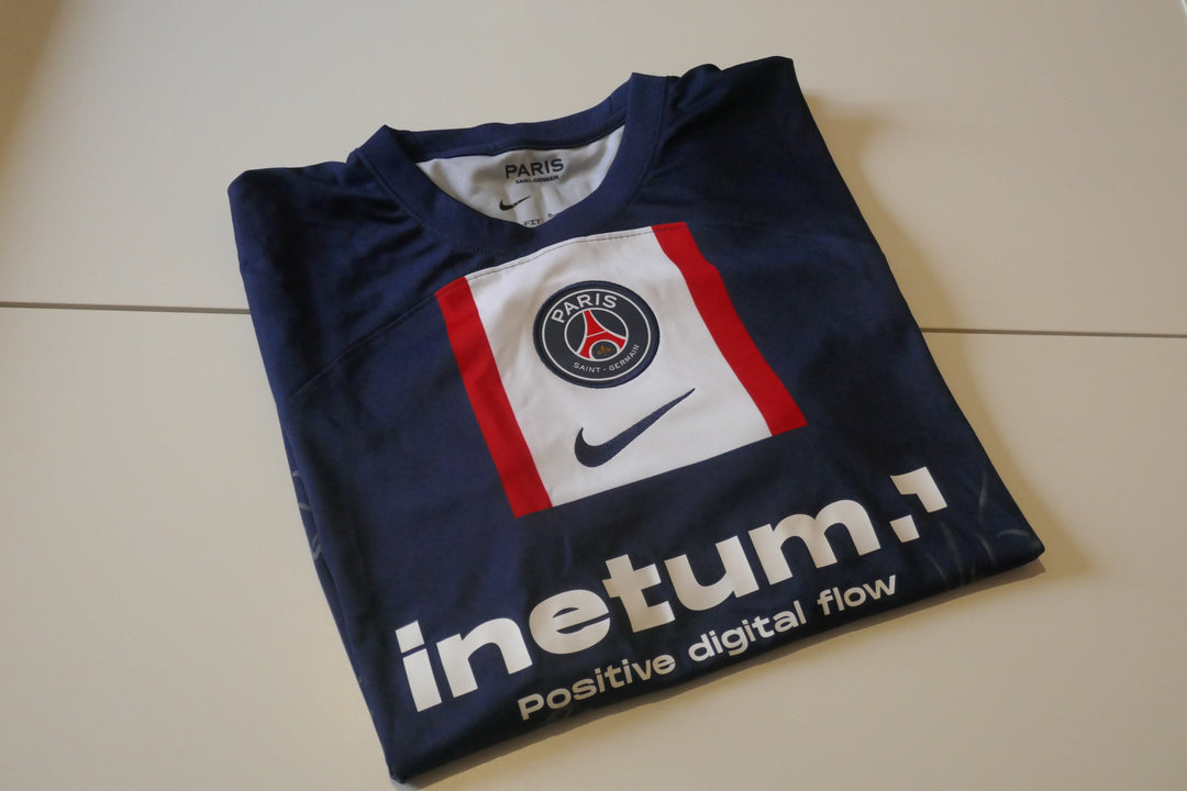 Paris Saint Germain 2022/23 - Maillot Signé par l'équipe _ (XL) #03689