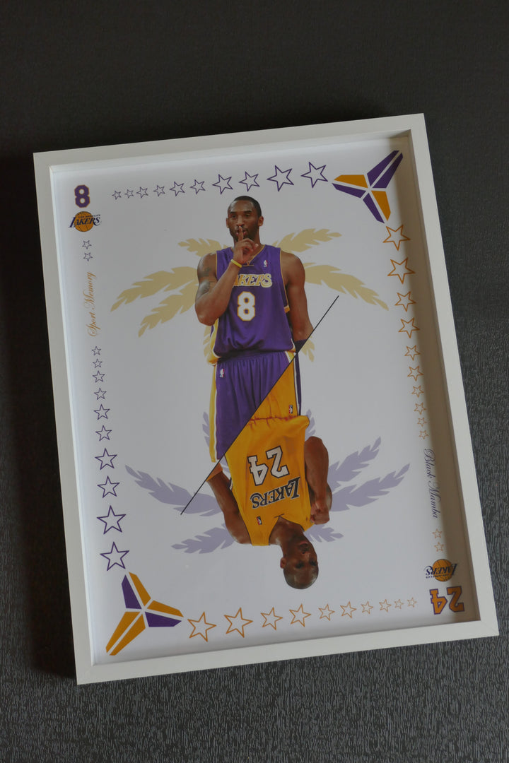 Kobe Bryant - Carte de jeu - Cadre blanc _ (30x40)