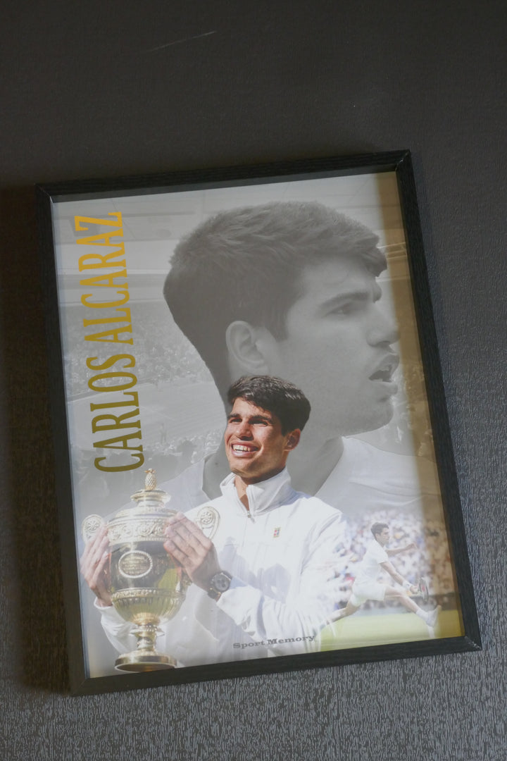 Carlos Alcaraz - Wimbledon - Cadre noir _ (30x40)