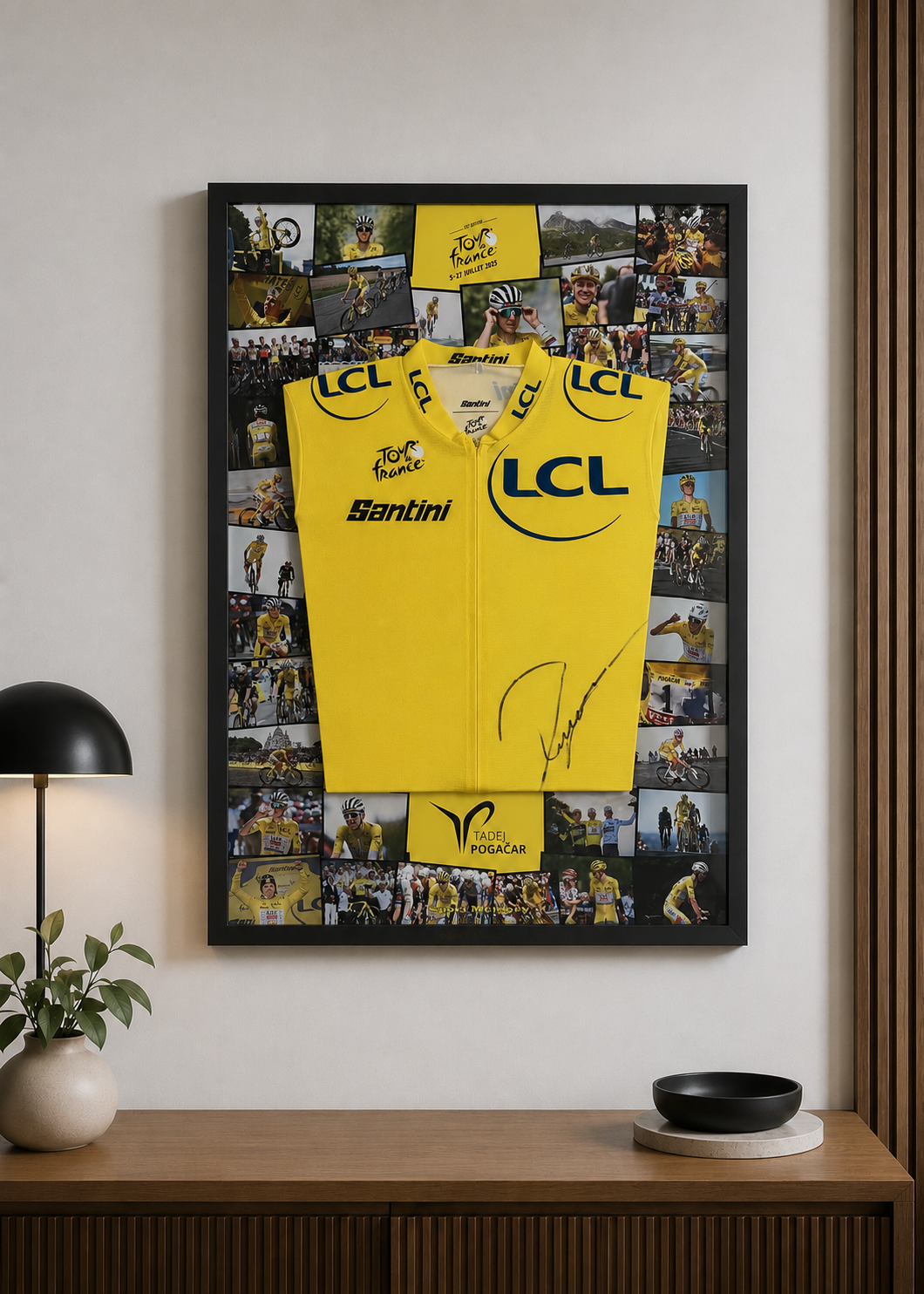Tour de France 2025 - Tadej Pogacar - Maillot signé et encadré